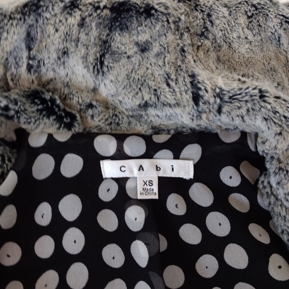 CAbi Cropped Jacket - Picture 3 of 3